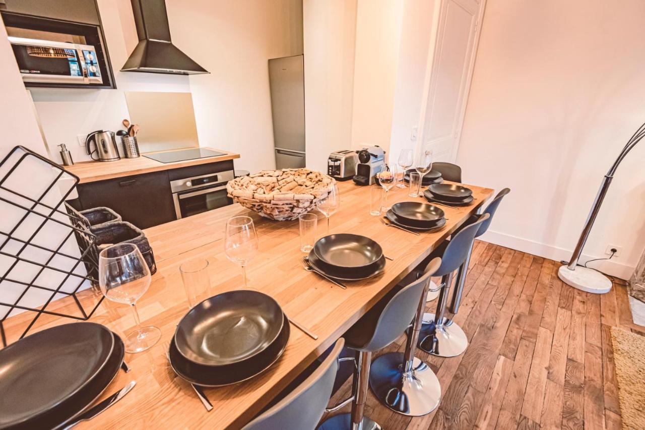Charme de l'ancien pour cet appartement entièrement rénové dans l'hypercentre de Reims Extérieur photo