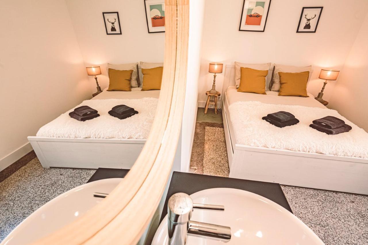 Charme de l'ancien pour cet appartement entièrement rénové dans l'hypercentre de Reims Extérieur photo